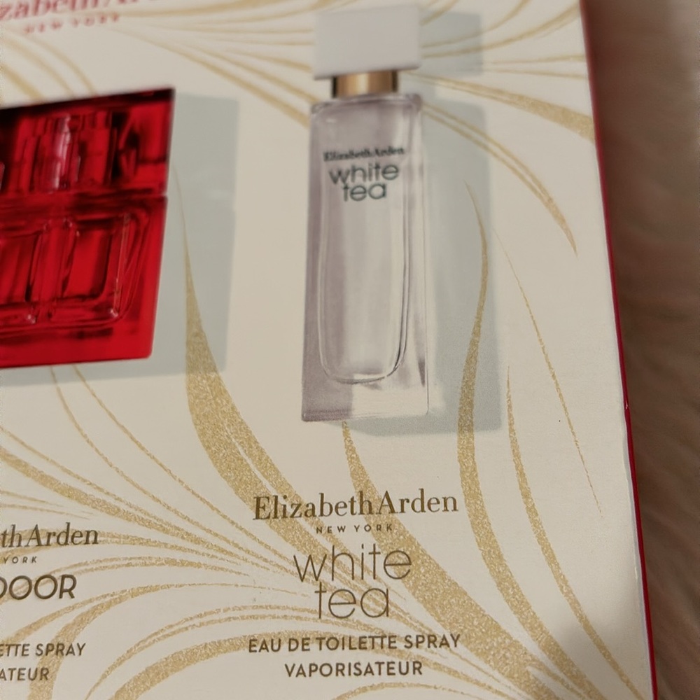 Elizabeth Arden Boxed Set of 3 Fragrances/NWT - Picture 5 of 5